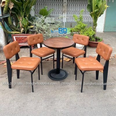 Bàn ghế sắt nệm quán cafe BGSNBP057