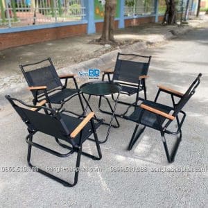 Bàn ghế xếp quán cafe khung sắt mặt lưới tay gỗ 12 Bàn ghế xếp quán cafe bàn tròn 50 cm
