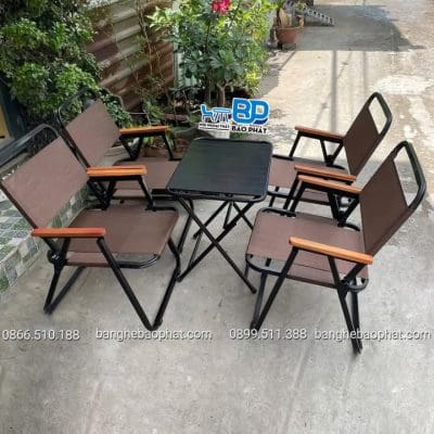 Bàn ghế xếp quán cafe nhỏ gọn