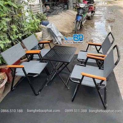 Bàn ghế xếp quán cafe nhỏ gọn
