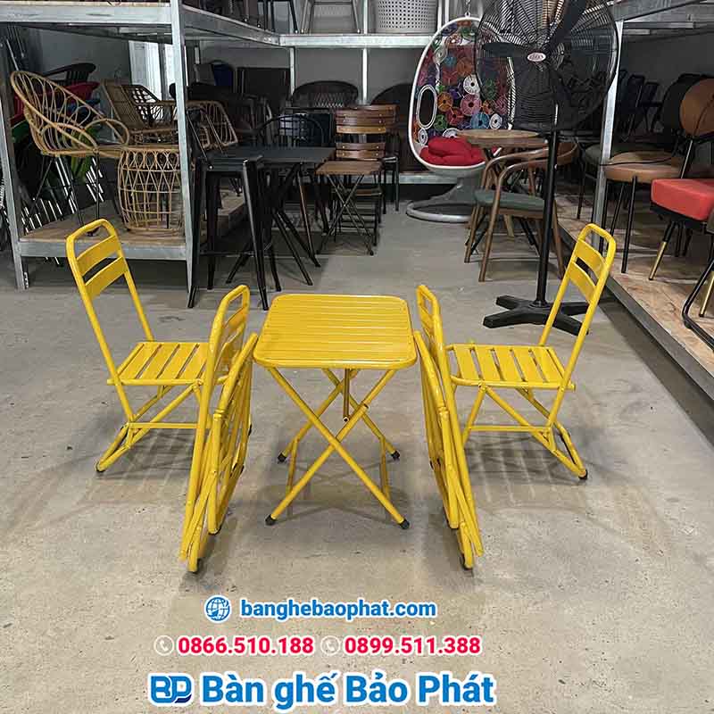 Bàn ghế cafe xếp gọn ghế xếp sắt la 17 Bàn ghế xếp sắt la khi ở chế độ xếp gọn