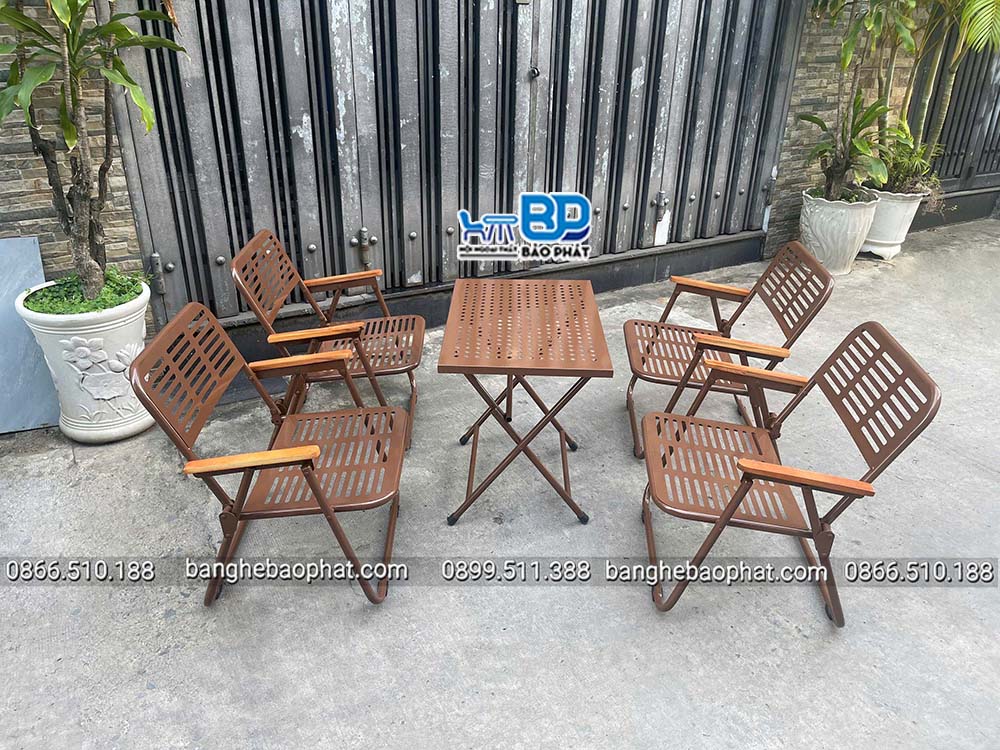 Bộ Bàn Ghế Sắt Nhỏ Xếp Gọn Màu Nâu Cafe 21 Bộ Bàn Ghế Sắt Nhỏ Xếp Gọn Màu Nâu Cafe