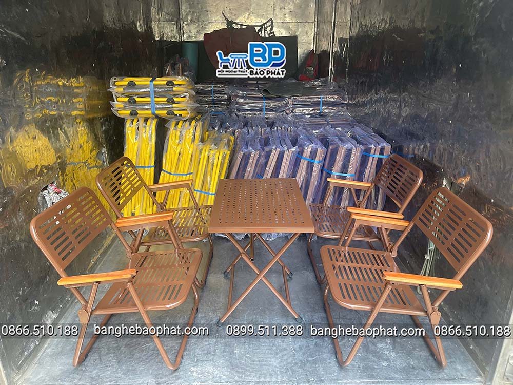 Bộ Bàn Ghế Sắt Nhỏ Xếp Gọn Màu Nâu Cafe 23 Bộ Bàn Ghế Sắt Nhỏ Xếp Gọn Màu Nâu Cafe giá rẻ xưởng sản xuất
