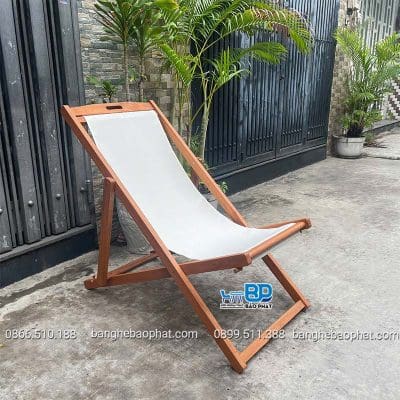 Ghế bãi biển khung gỗ vải dù xếp gọn