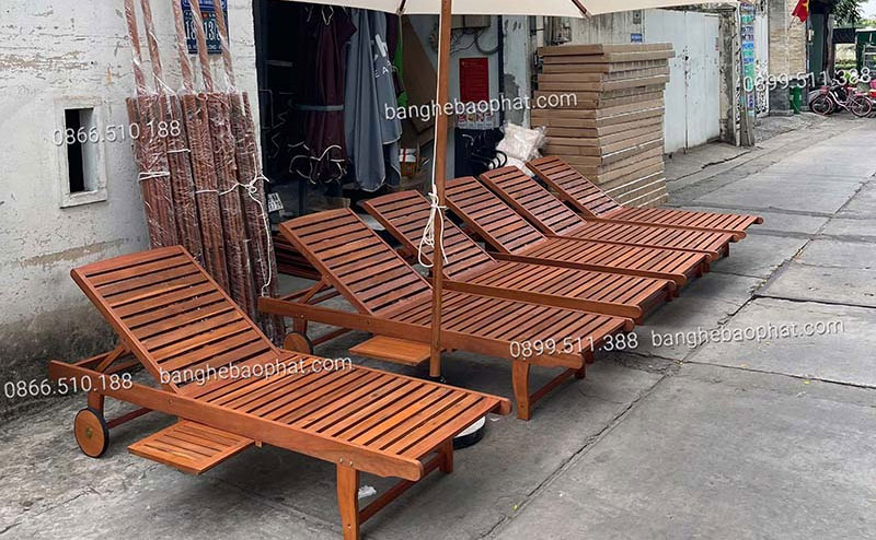 Ghế hồ bơi gỗ Chò Chỉ