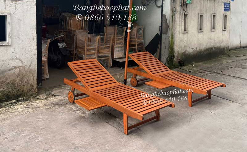 Ghế hồ bơi gỗ Tràm