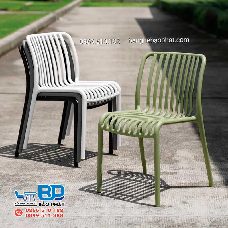 Ghế nhựa kiểu dáng tựa lưng có trọng lượng nhẹ, dễ dàng di chuyển