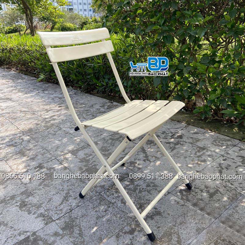 Bàn ghế sắt cafe mini xếp gọn 22 Ứng dụng của bộ bàn ghế sắt cafe mini xếp gọn