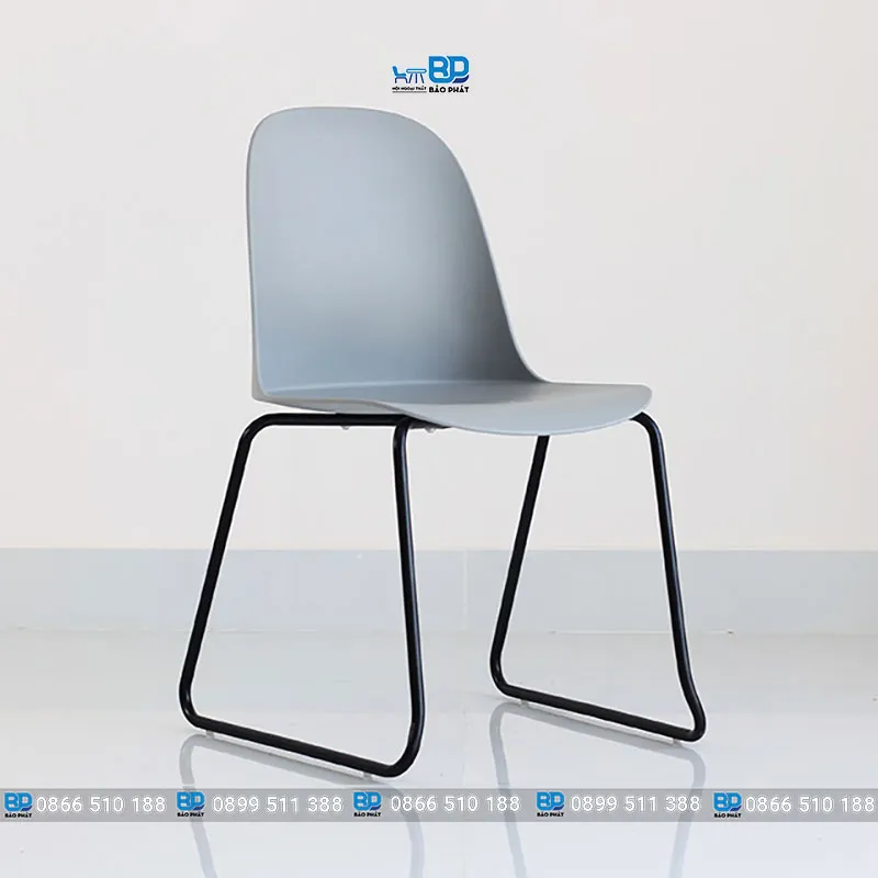 Mẫu ghế nhựa cao 40cm chân sắt GAI31 nhỏ gọn, độc đáo