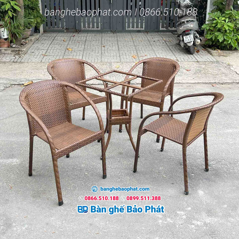 Bộ bàn ghế cafe giả mây BGCFNGMBP001