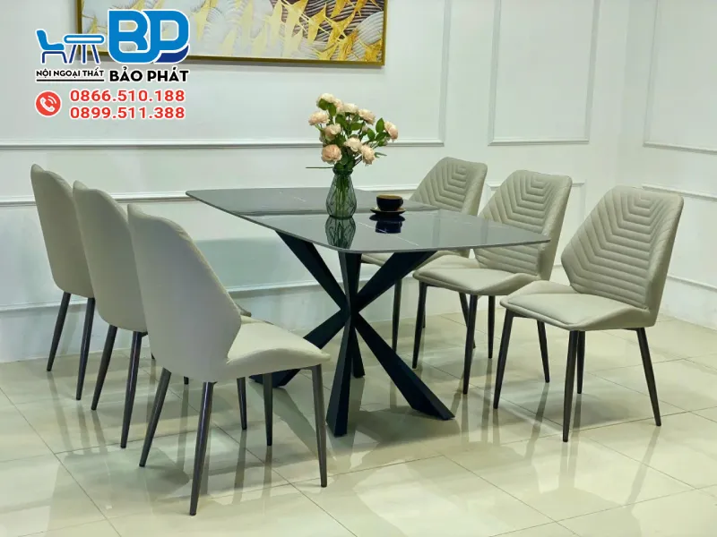 Bàn ghế phòng ăn khung sắt bền bỉ