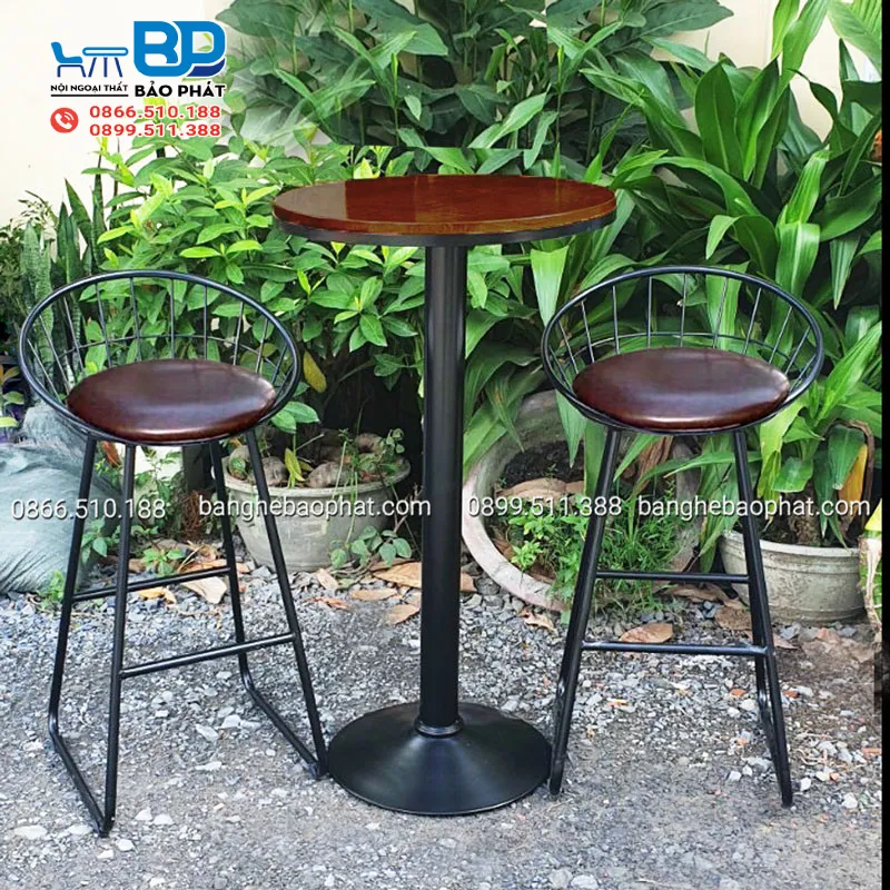 Bàn ghế quán bar chân sắt sơn tĩnh điện