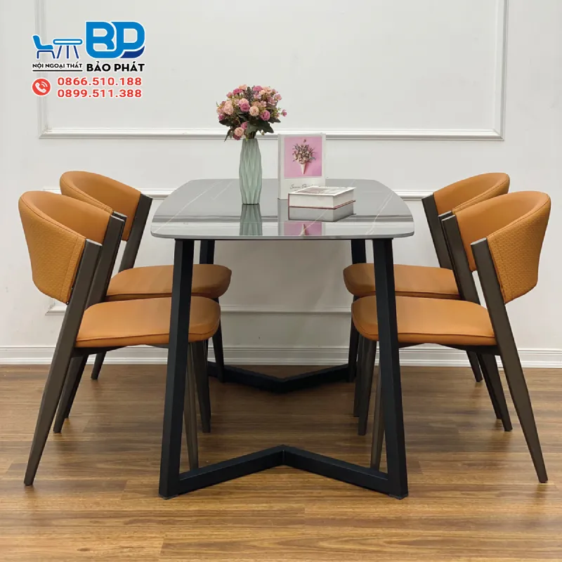 Bộ bàn ăn 4 ghế mặt đá kết hợp đệm ngồi êm ái