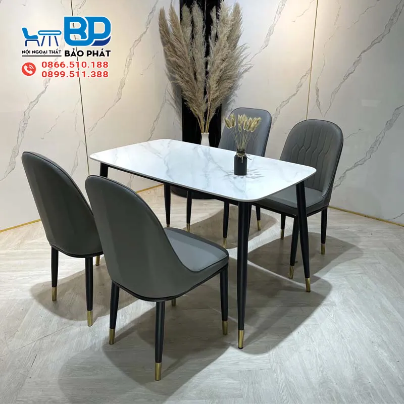 Bộ bàn ăn 4 ghế mặt đá nhỏ gọn, tiết kiệm diện tích
