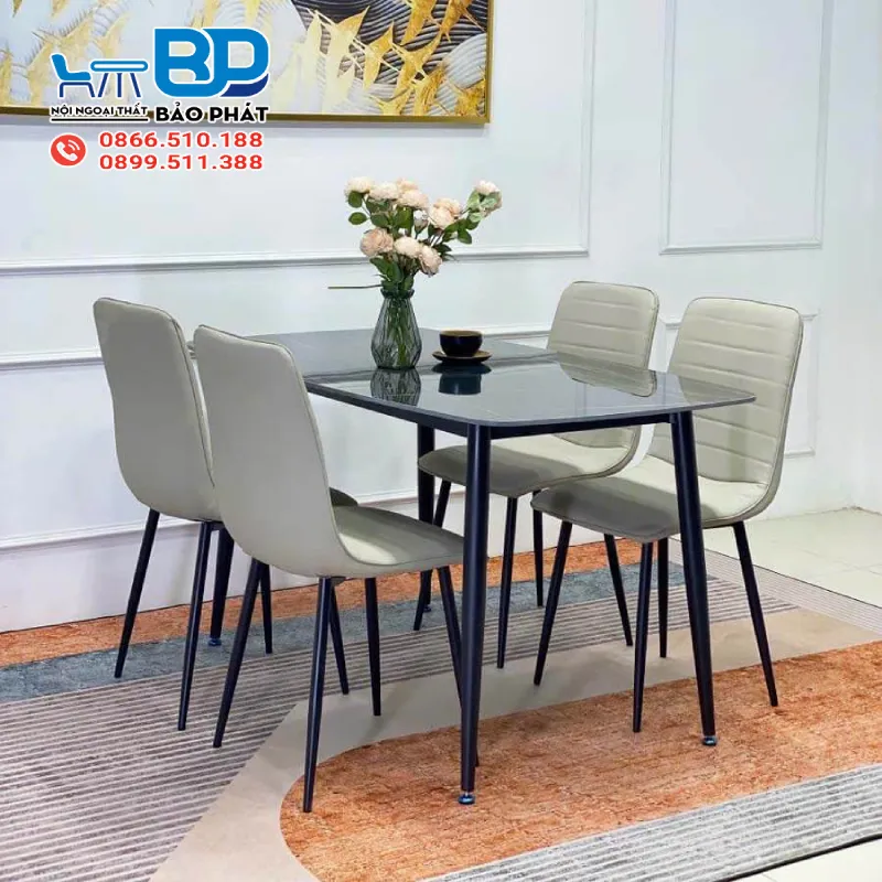 Bộ bàn ăn 4 ghế mặt đá thiết kế đẹp mắt