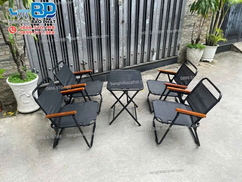 Sử dụng bàn ghế xếp giúp tận dụng tối ưu không gian