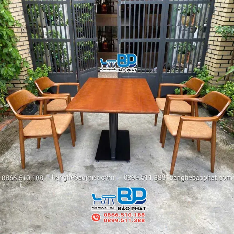 Sử dụng bộ bàn ăn 4 ghế hiện đại giúp tối ưu không gian