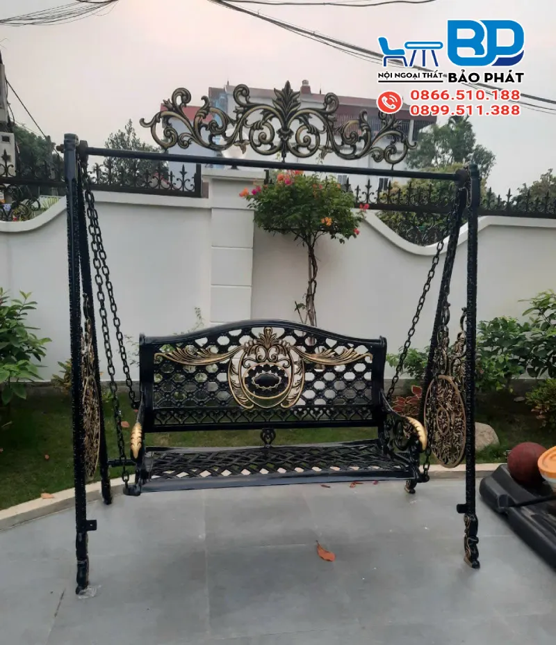 Xích đu nhôm đúc kiểu dáng cổ điển