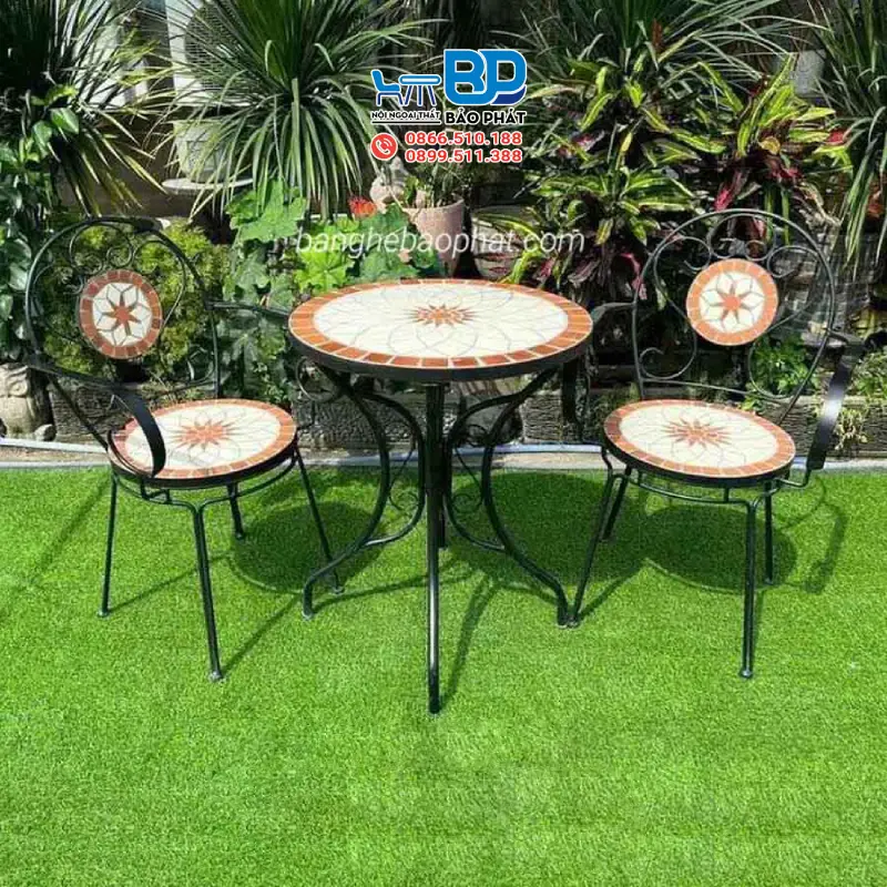 Kích Thước Bàn Ăn 2 Người Phổ Biến Là Bao Nhiêu? 10 Bàn ăn 2 người bằng sắt kết hợp đá