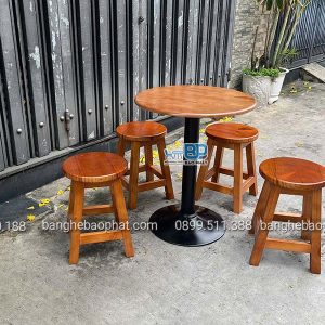 Bộ Bàn Ghế Cafe Gỗ Thông Không Tựa Lưng 11 Bàn ghế cafe gỗ thông không tựa lưng