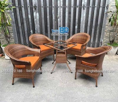 bàn ghế nhựa giả mây quán cafe ghế thúng xòe lỗ có nệm