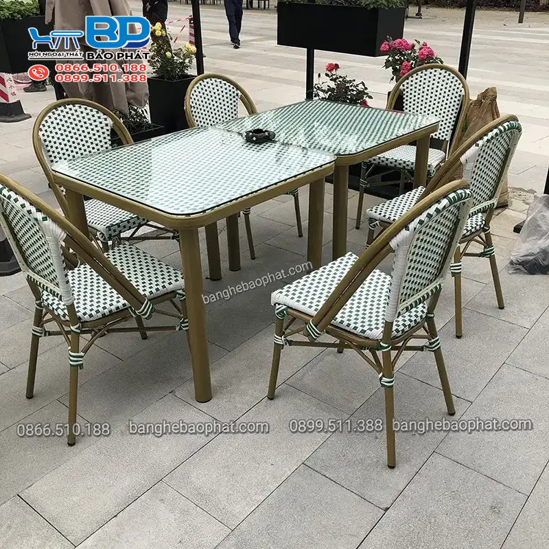 Kích thước bàn ăn 8 người hình vuông