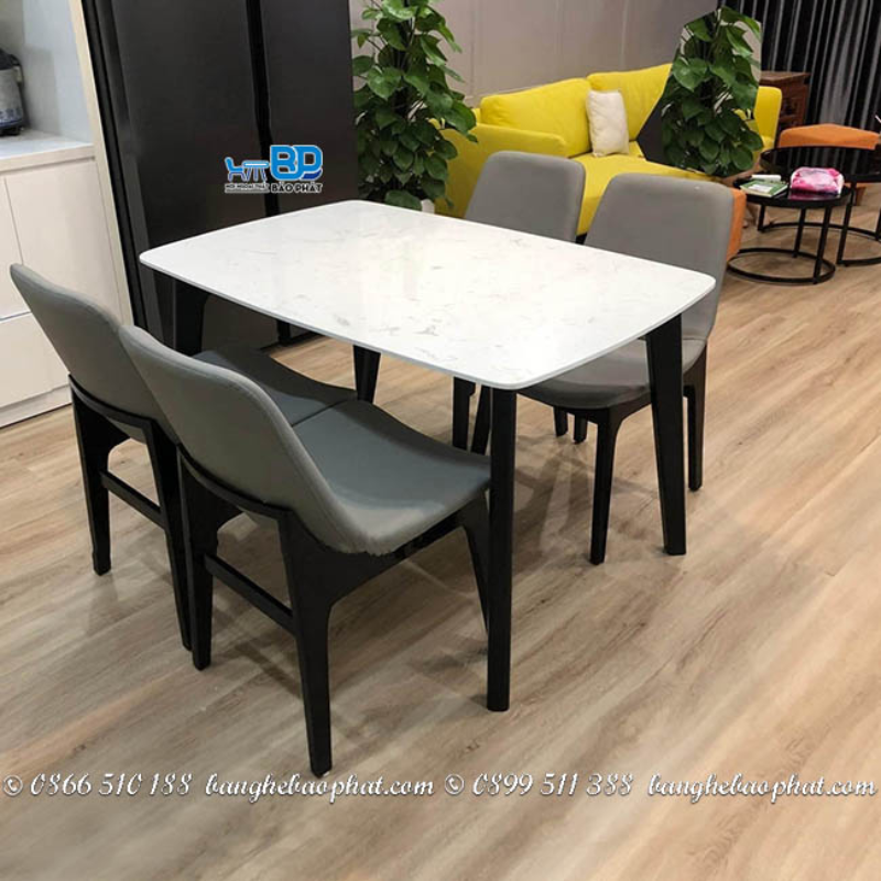 Lựa chọn kích thước phù hợp cho càn ăn hình dáng chữ nhật