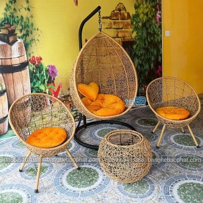 Xích đu mây nhựa ngoài trời giọt nước đan rối màu vàng mây
