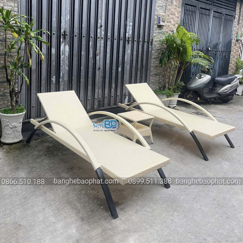 Bộ Bàn Ghế Hồ Bơi Giả Mây GHBBP035 11 Bộ bàn và ghế hồ bơi giả mây GHBBP035 bền bỉ và sang trọng