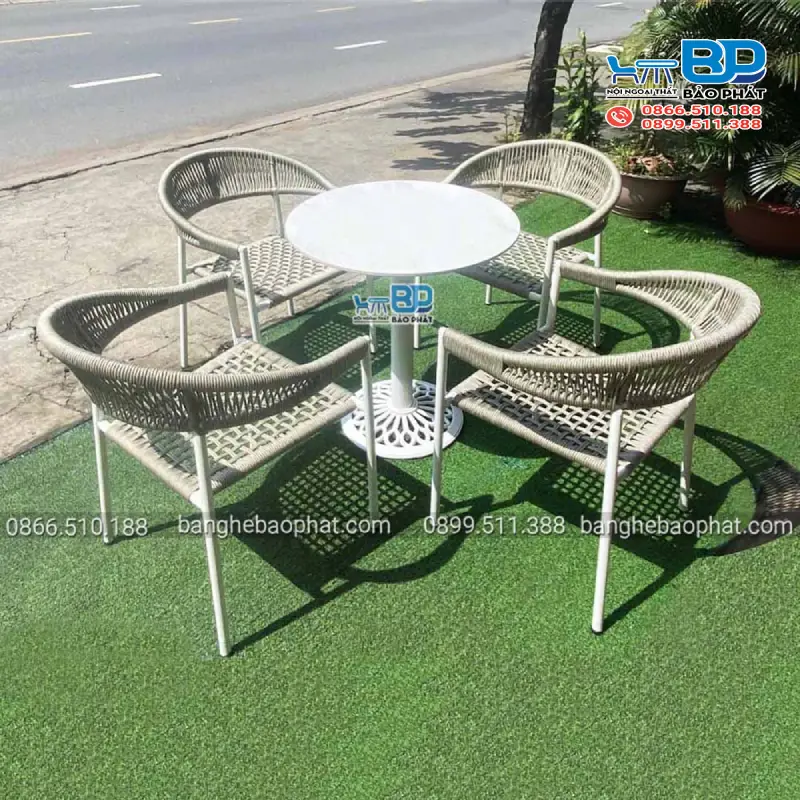 Có Nên Đầu Tư Bàn Ghế Cafe Nhựa Giả Mây 9 Bàn ghế cafe nhựa giả mây bền bỉ, sử dụng được cả trong nhà và ngoài trời