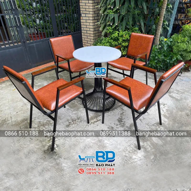 Bàn Ghế Cafe Phong Cách Công Nghiệp Có Gì Đặc Biệt? 9 Bàn ghế cafe phong cách công nghiệp có độ bền cao