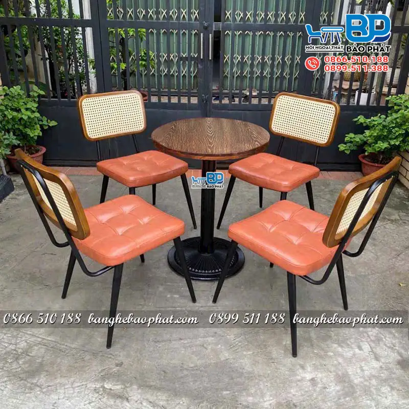 Bàn Ghế Cafe Phong Cách Công Nghiệp Có Gì Đặc Biệt? 8 Bàn ghế cafe phong cách công nghiệp thiết kế đơn giản nhưng ấn tượng
