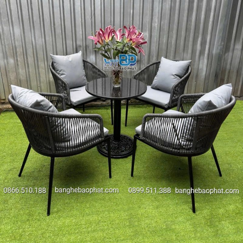 Ứng dụng của bộ bàn ghế nhựa giả mây BGNGMBP075