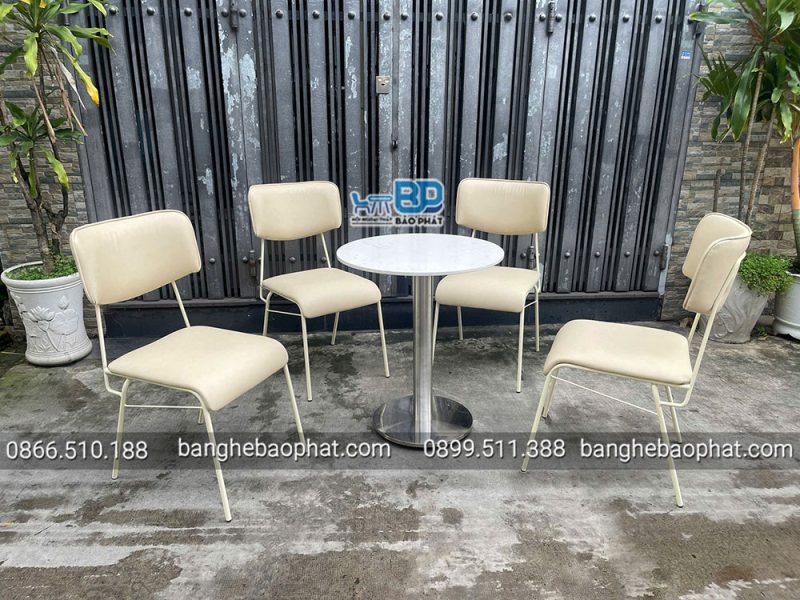 Bộ Bàn Ghế Sắt Nệm Cafe BGSBP058 20 Bộ bàn ghế sắt nệm cafe BGSBP058 ứng dụng đa dạng