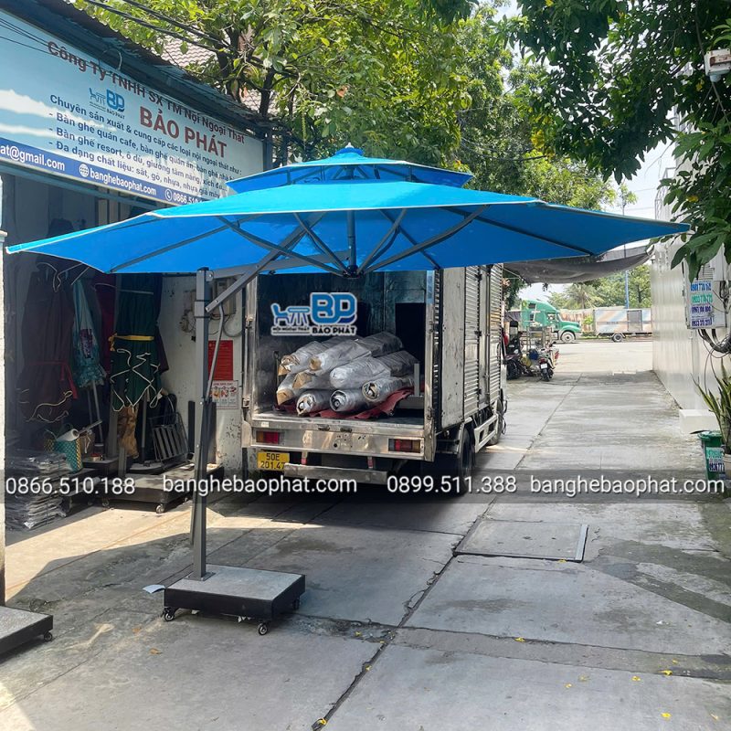 Dù Lệch Tâm Tròn 3m8 Màu Xanh Biển 14 Dù lệch tâm tròn 3m8 màu xanh biển làm từ chất liệu cao cấp, độ bền cao