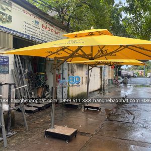 Dù Lệch Tâm Vuông 3 Mét Không Bèo Màu Vàng In Logo 10 Dù lệch tâm vuông 3 mét không bèo màu vàng in logo
