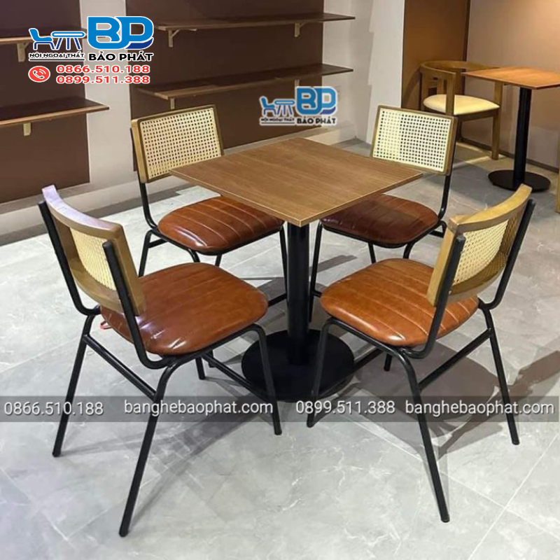 Bàn ghế sắt nệm cafe BGSBP059