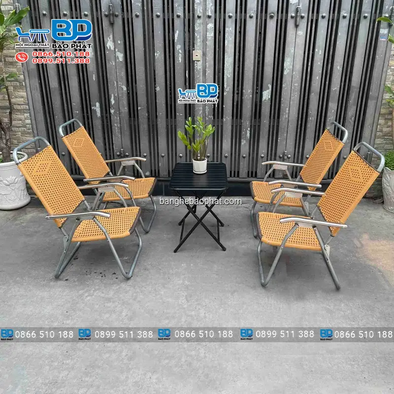 Ghế cafe thấp khung sắt đan mây nhựa
