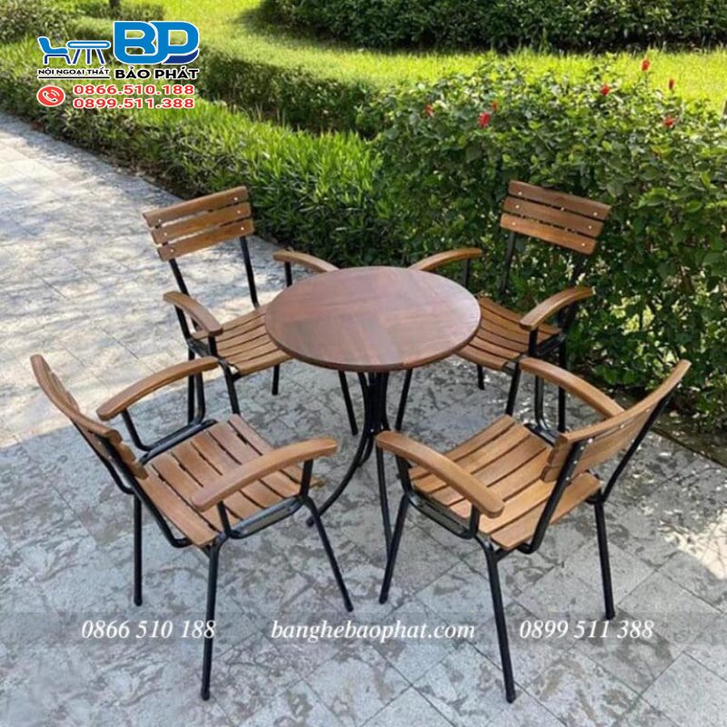 Ghế sắt cafe với thiết kế hiện đại phù hợp mọi không gian