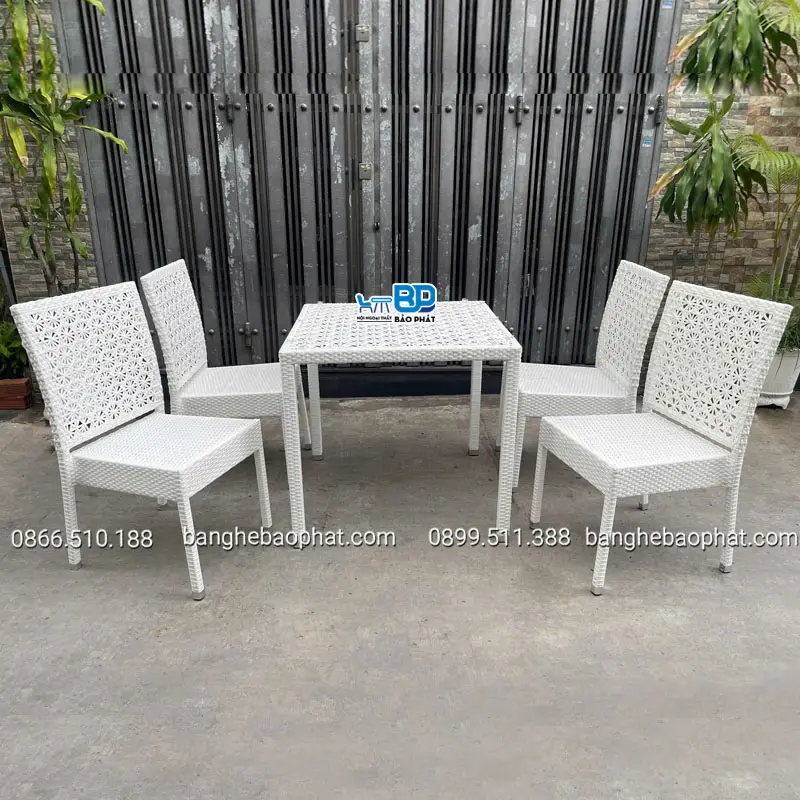 Bàn ghế mây nhựa cho sân vườn biệt thự đan hình hoa tuyết