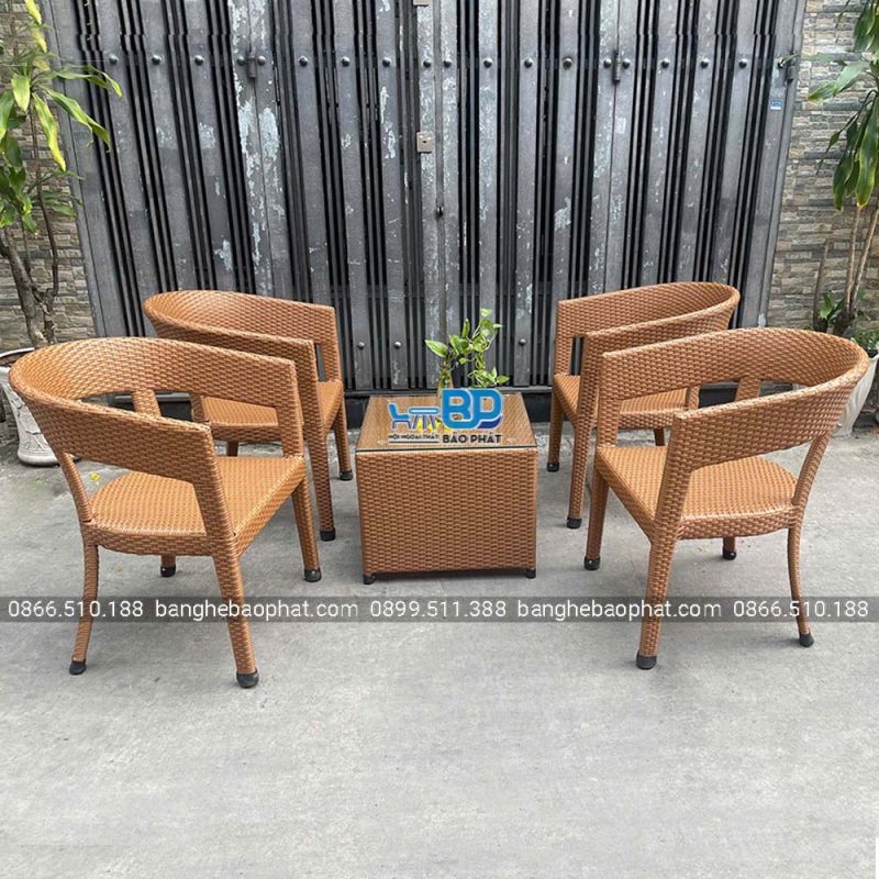 Bộ bàn ghế nhựa giả mây BGNGMBP084 sang trọng và bền bỉ