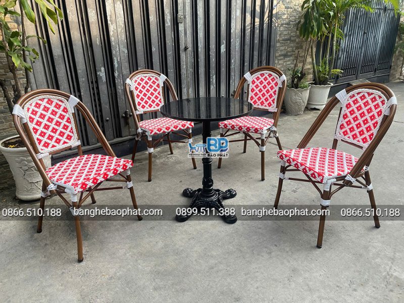 Ứng dụng của bộ bàn ghế nhựa giả mây ngoài trời cao cấp BGNGMBP082