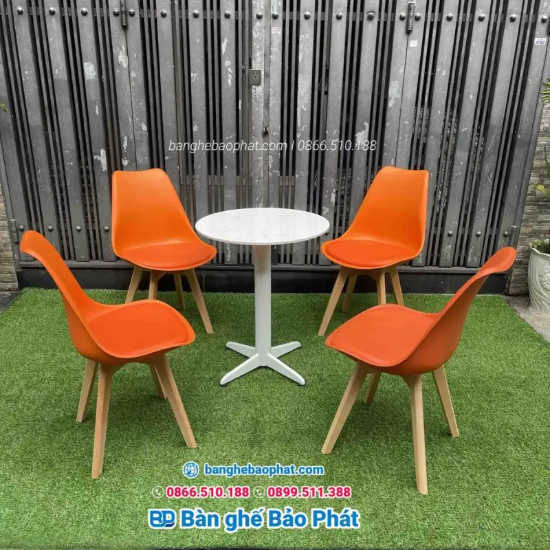 Bàn ghế quán trà sữa thiết kế tinh gọn, dễ di chuyển