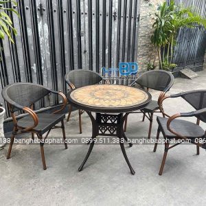 Bàn ghế sân vườn nhôm lưới textilene bàn chân gang mặt đá