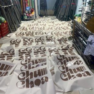 Áo Dù Lệch Tâm Vuông 3,5m 11 Bạt dù lệch tâm vuông 3m5 làm từ chất liệu cao cấp