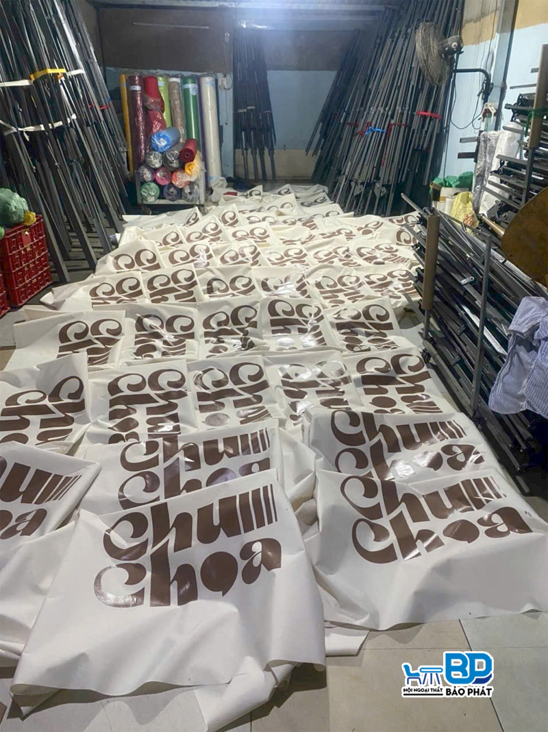 Áo Dù Lệch Tâm Vuông 3,5m 16 Bạt dù lệch tâm vuông 3m5 làm từ chất liệu cao cấp