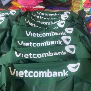 Bạt Dù Lệch Tâm Vuông 4m 11 Bạt dù lệch tâm vuông 4m được làm từ chất liệu cao cấp