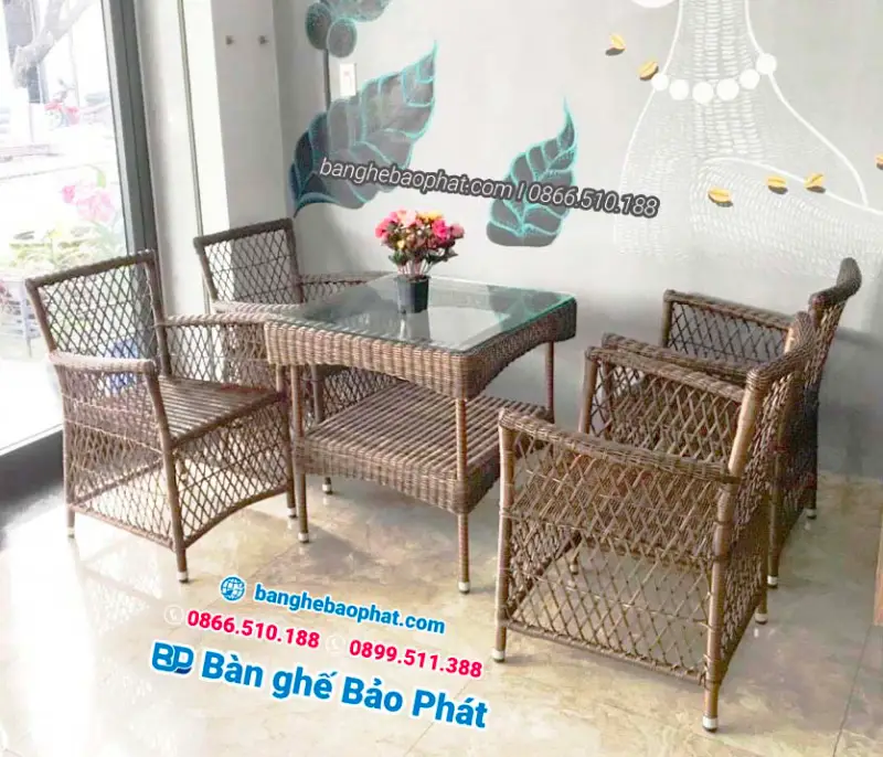 Bộ bàn ăn mây nhựa 4 ghế diana hàng rào đan sợi tròn