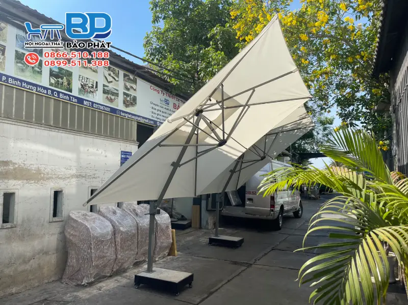 Dịch Vụ Thay Bạt Dù Lệch Tâm Nghiêng 2.5m Uy Tín, Giá Rẻ 9 Dịch vụ thay bạt dù lệch tâm nghiêng 2.5m tại Bảo Phát chi phí hợp lý