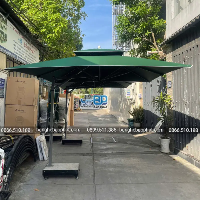 Dịch vụ thay bạt dù lệch tâm vuông 2.5m x 2.5m chuyên nghiệp, giá rẻ